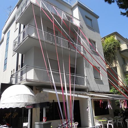 Hotel Pigalle Rimini Dış mekan fotoğraf