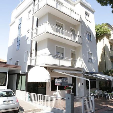 Hotel Pigalle Rimini Dış mekan fotoğraf