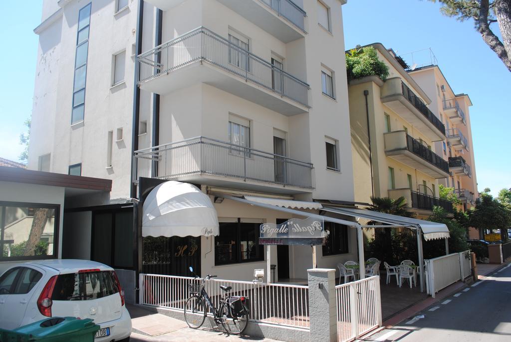 Hotel Pigalle Rimini Dış mekan fotoğraf