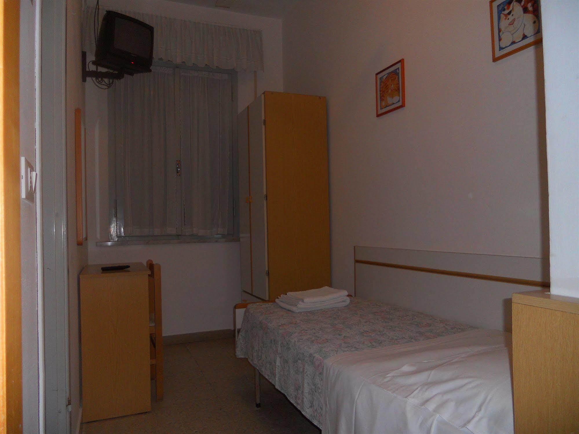 Hotel Pigalle Rimini Dış mekan fotoğraf