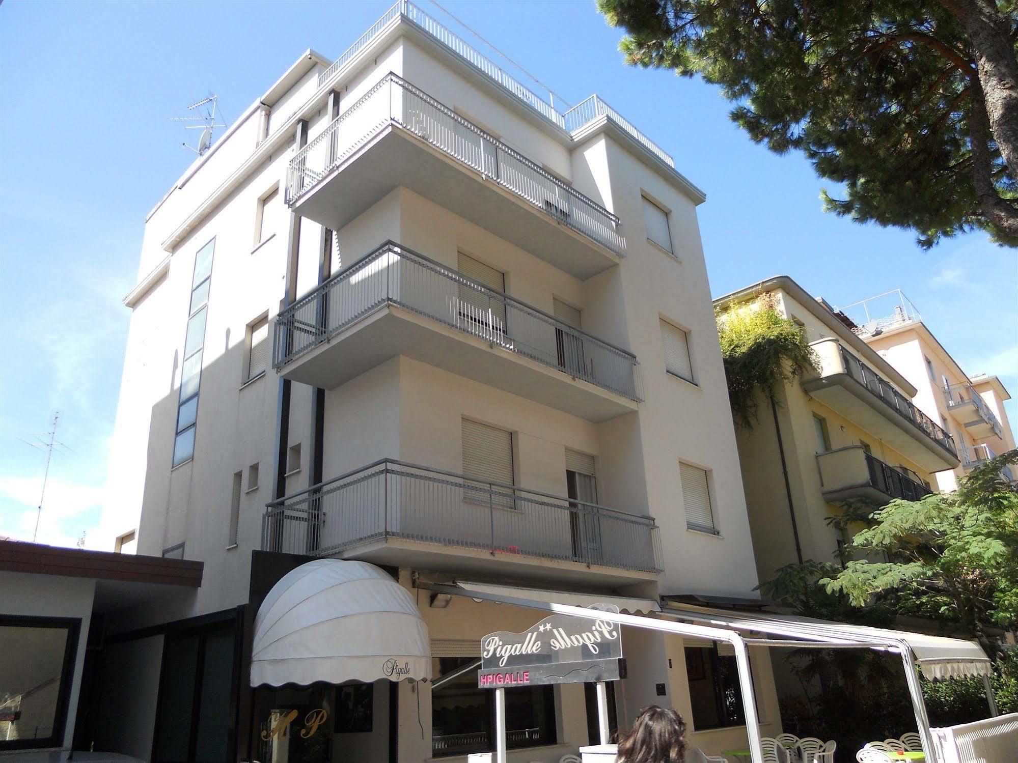 Hotel Pigalle Rimini Dış mekan fotoğraf